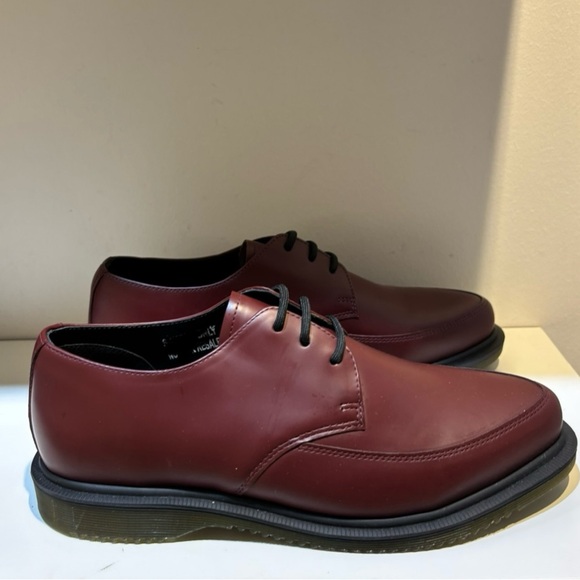 DR MARTENS WILLIA CHERRY RED US10 - Picture 2 of 7